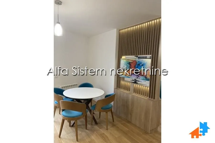 Rent, two bedroom apartment, 52m², Južni Bulevar, Vračar Sve Podlokacije