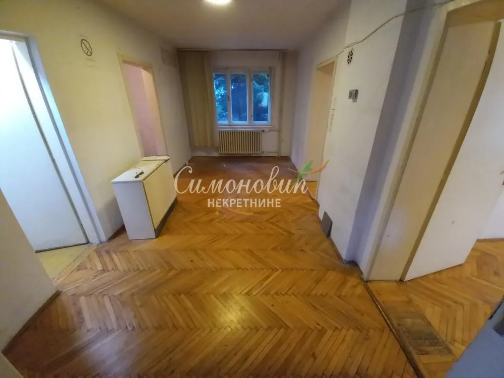 Rent, office space, 60m², Voždovac Sve Podlokacije, Beograd