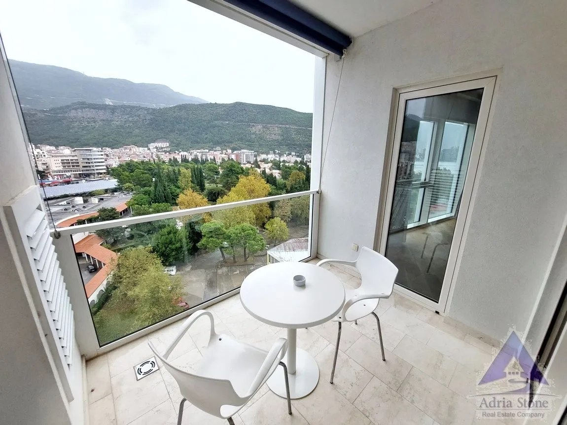 Sale, one bedroom apartment, 64m², Centar, Budva