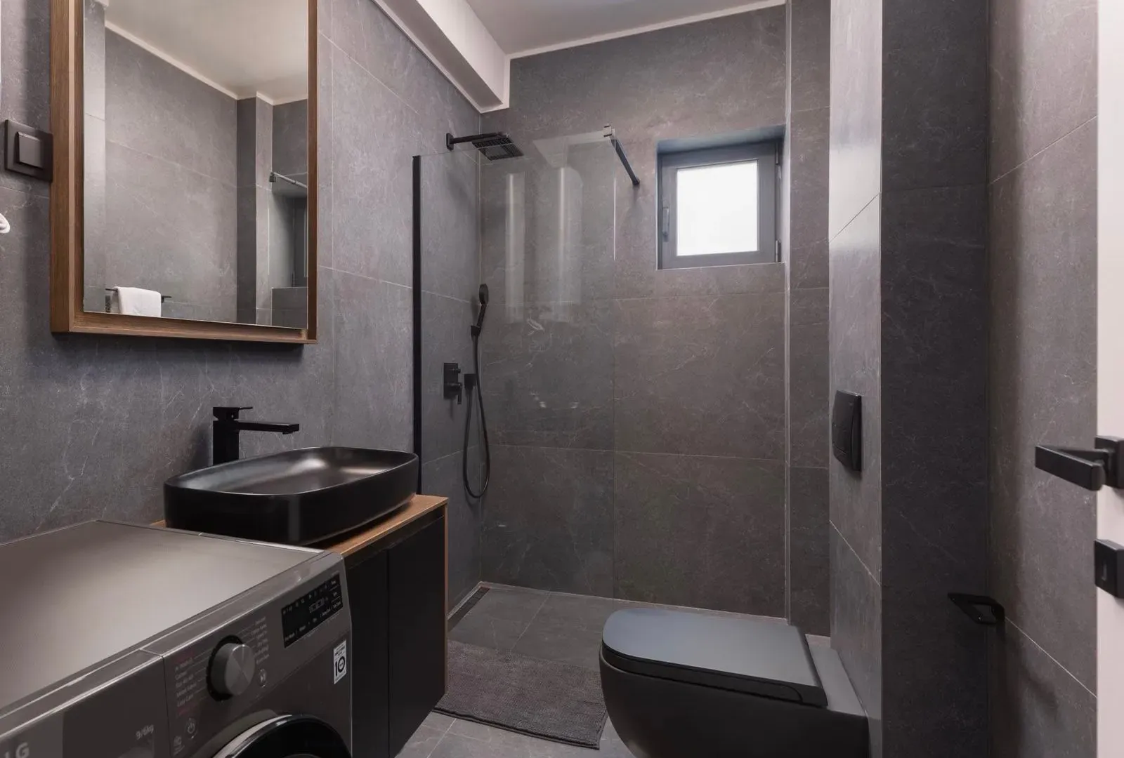 Prodaja, stan, 87m², Kotor, Crna Gora
