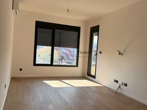 Prodaja, jednosoban stan, 47m², Donja Gorica, Podgorica - image 11