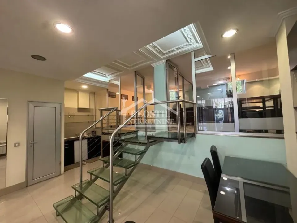 Rent, office space, 70m², Crveni Krst, Beograd