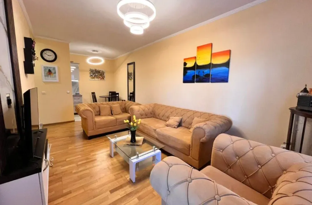 Izdavanje, dvosoban stan, 65m², Pobrežje, Podgorica