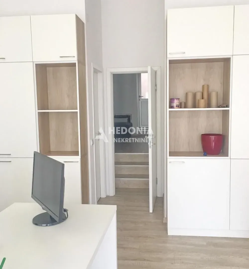 Prodaja, jednosoban stan, 37m², Stari Grad, Beograd