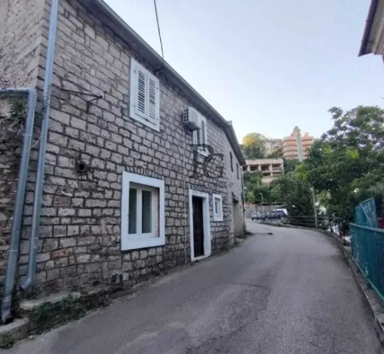 Sale, house, 65m², Stari Grad, Herceg Novi