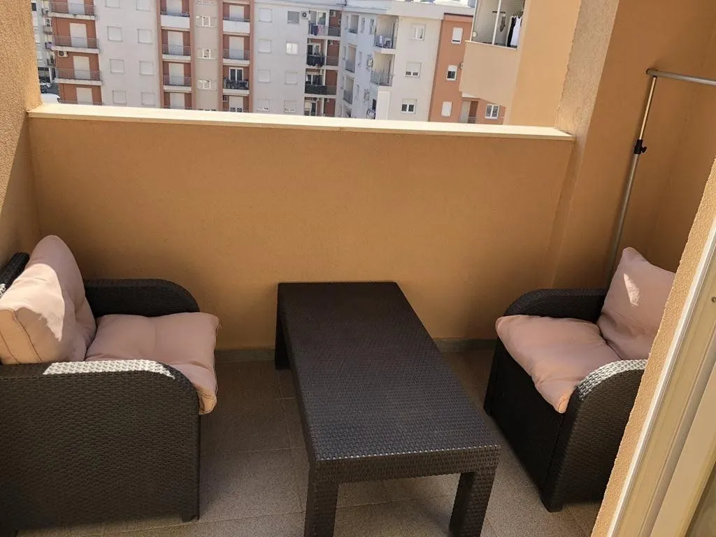 Izdavanje, jednosoban stan, 50m², Tuški Put, Podgorica
