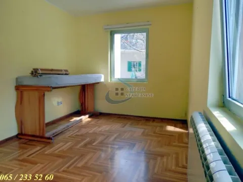 Izdavanje, četvorosoban stan, 130m², Profesorska Kolonija, Palilula Sve Podlokacije - image 14