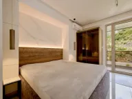 Sale, two bedroom apartment, 90m², Rafailovići, Budva - image 9