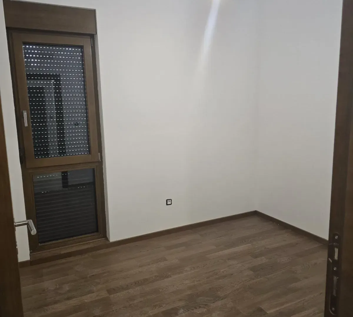 Izdavanje, trosoban stan, 81m², Pobrežje, Podgorica