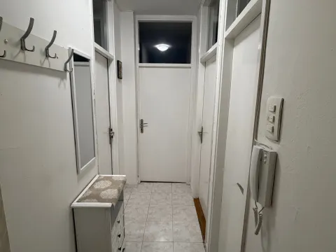 Rent, one bedroom apartment, 65m², Momišići, Podgorica - image 11