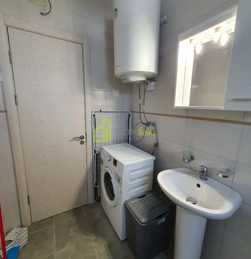 Izdavanje, dvosoban stan, 62m², City Kvart, Podgorica