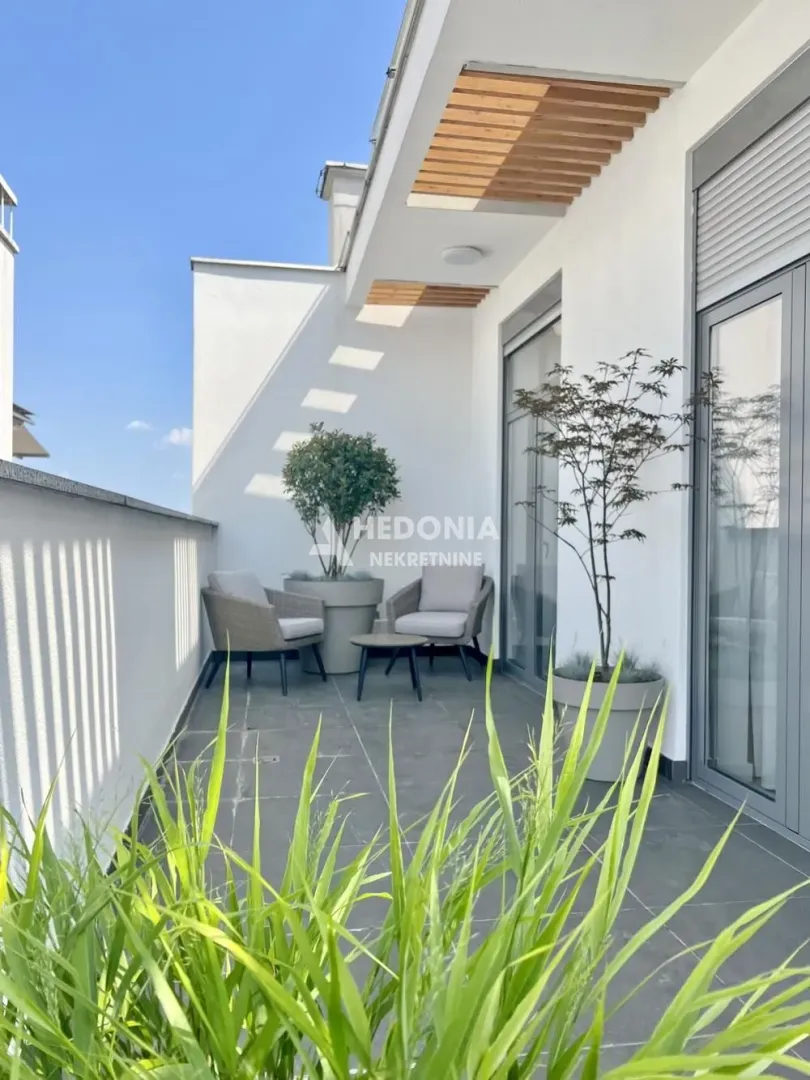 Izdavanje, trosoban stan, 205m², Novi Beograd Blok 65, Novi Beograd Sve Podlokacije