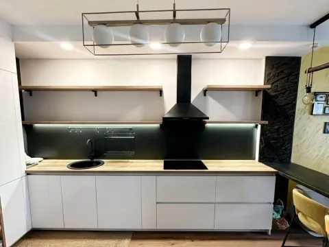 Prodaja, trosoban stan, 107m², Budva, Crna Gora - image 17