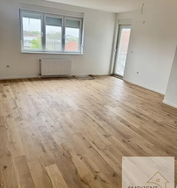 Sale, three bedroom apartment, 75m², Centar, Stara Pazova