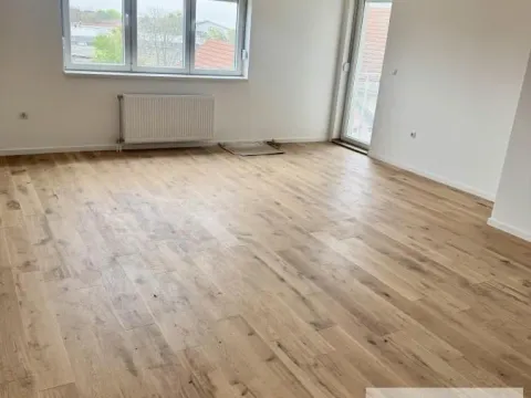 Prodaja, trosoban stan, 75m2, Centar, Stara Pazova Prodaja, trosoban stan, 75m2, Centar, Stara Pazova