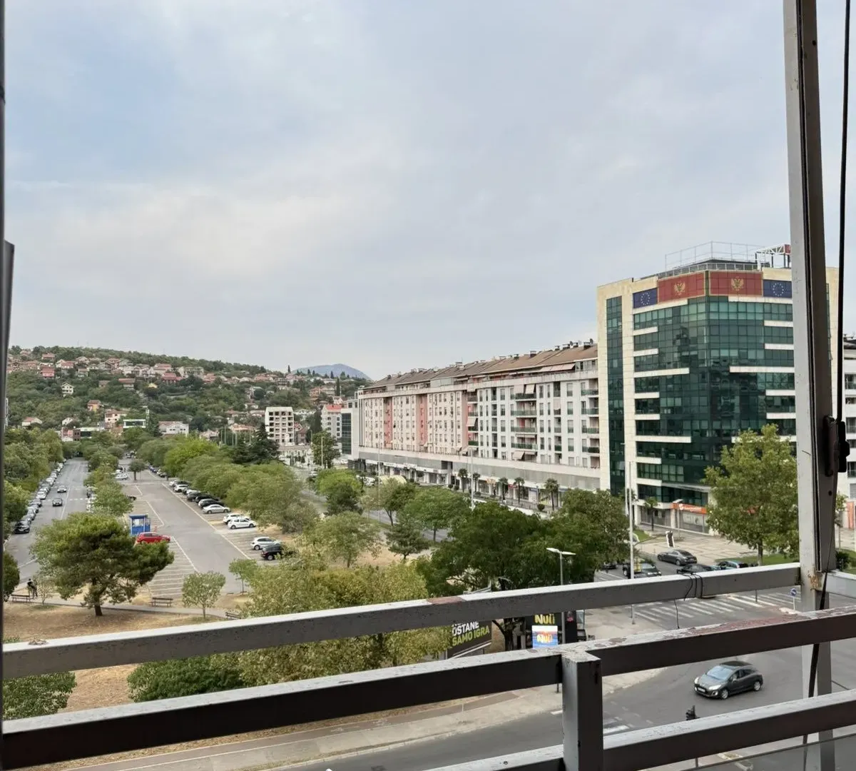 Izdavanje, trosoban stan, 95m², Preko Morače, Podgorica