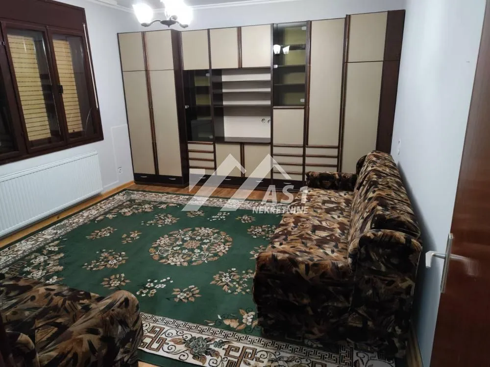 Izdavanje, trosoban stan, 72m², Petrovaradin, Novi Sad