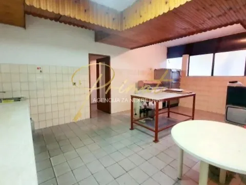 Izdavanje, poslovni prostor, 54m², Palilula Sve Podlokacije, Beograd - image 5