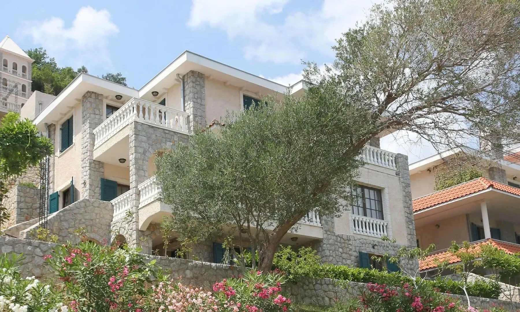 Sale, house, 235m², Kostanjica, Kotor