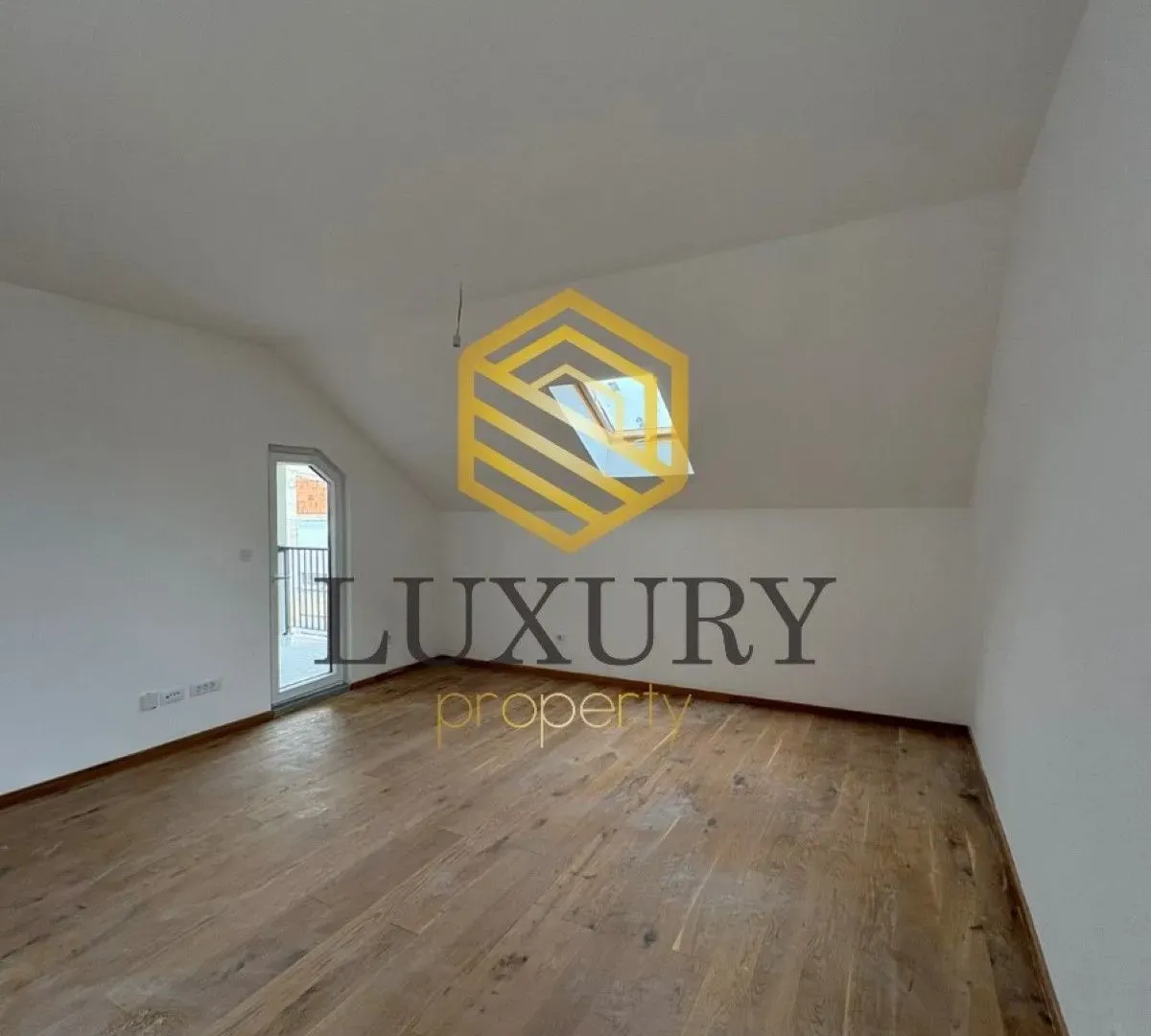 Prodaja, dvosoban stan, 81m², Zabjelo, Podgorica
