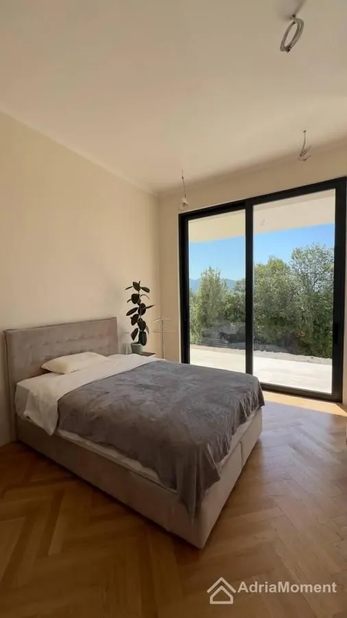 Prodaja, kuća, 180m², Herceg Novi, Crna Gora