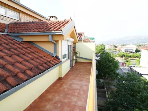 Prodaja, dvosoban stan, 92m², Stari Aerodrom, Podgorica - image 11