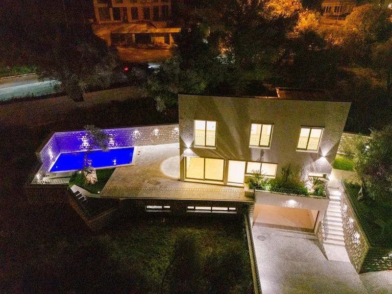 Sale, house, 240m², Kamenovo, Budva