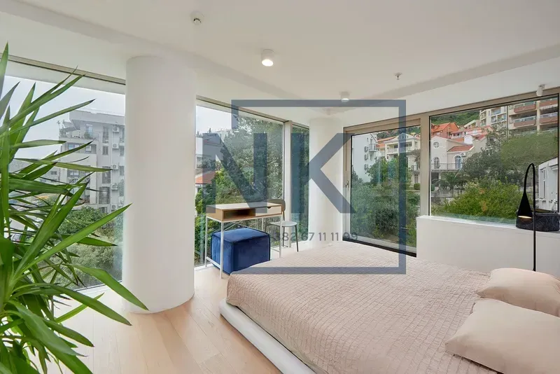 Sale, two bedroom apartment, 100m², Centar, Budva