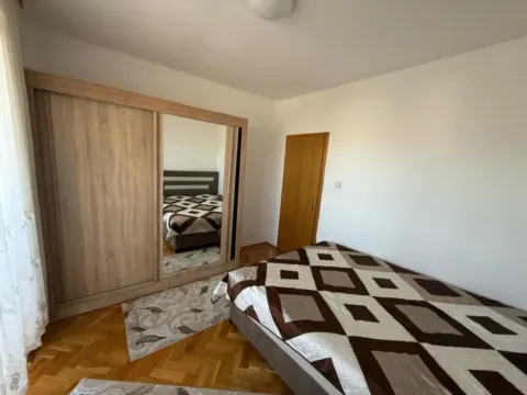 Izdavanje, jednosoban stan, 49m², Stari Aerodrom, Podgorica - image 4