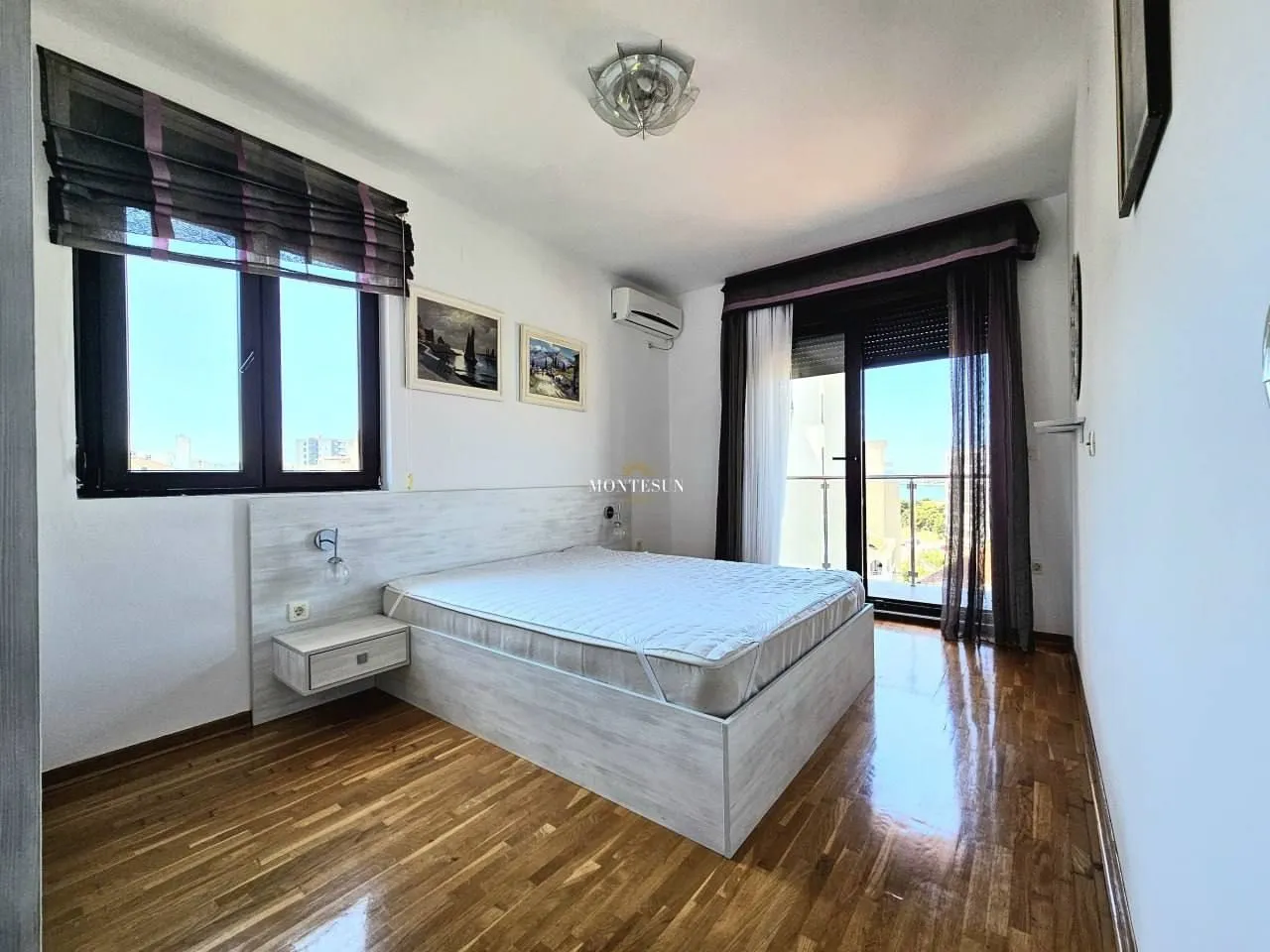 Rent, two bedroom apartment, 112m², Bečići, Budva