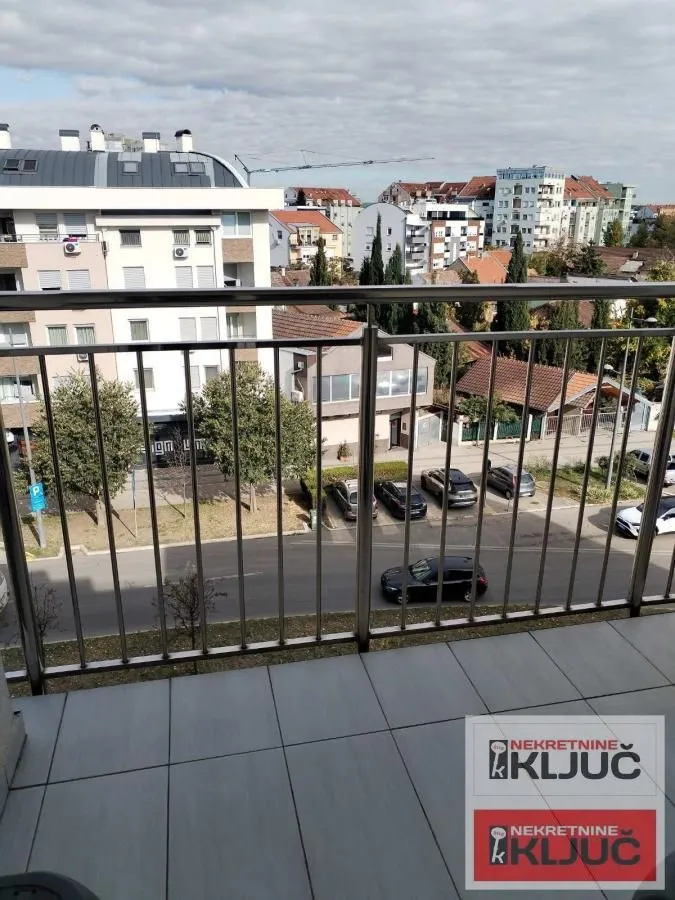 Rent, three bedroom apartment, 67m², Bulevar patrijarha Pavla, Novi Sad Sve Podlokacije
