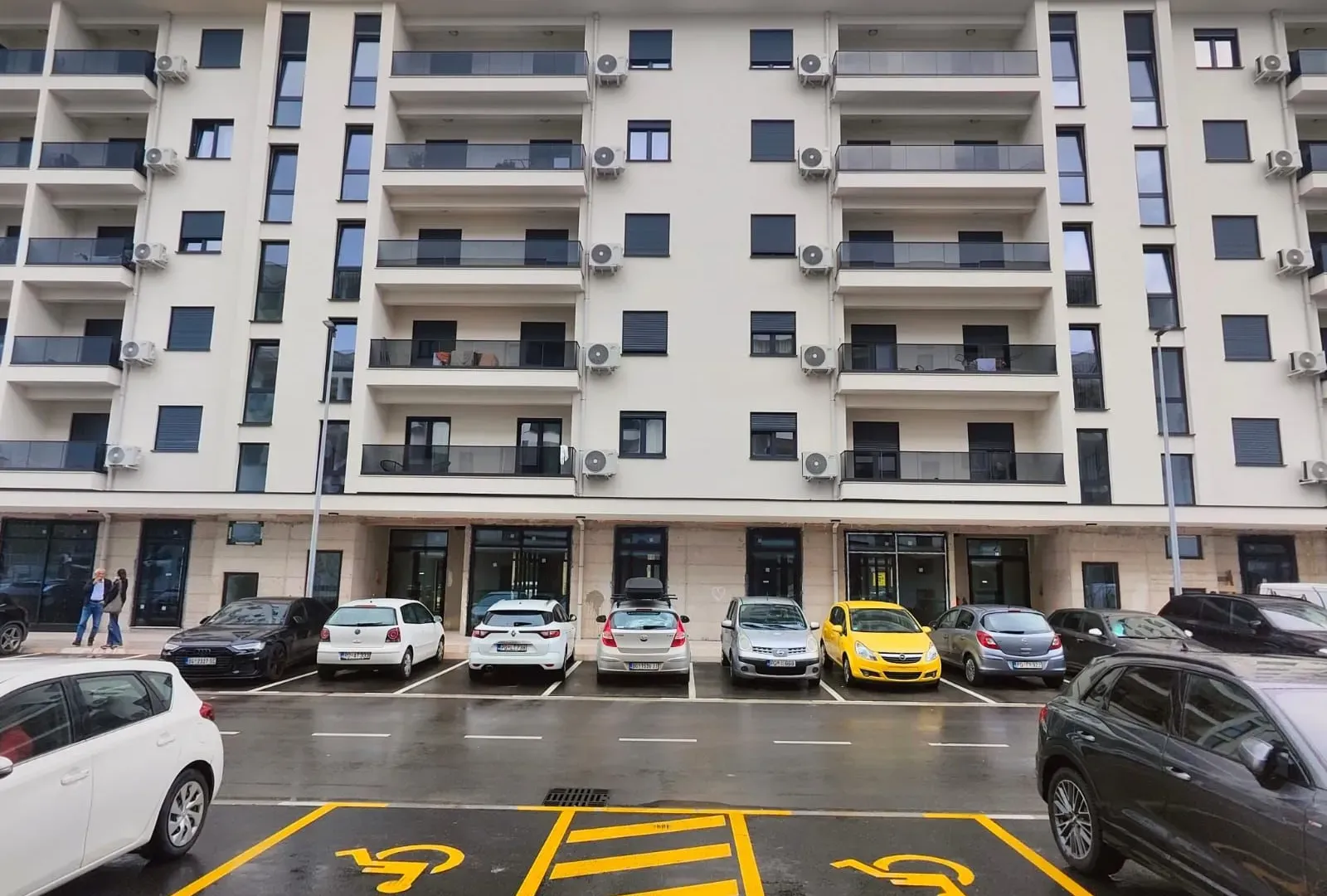 Izdavanje, dvosoban stan, 53m², City Kvart, Podgorica