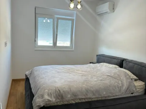 Izdavanje, dvosoban stan, 70m², Stari Aerodrom, Podgorica - image 4