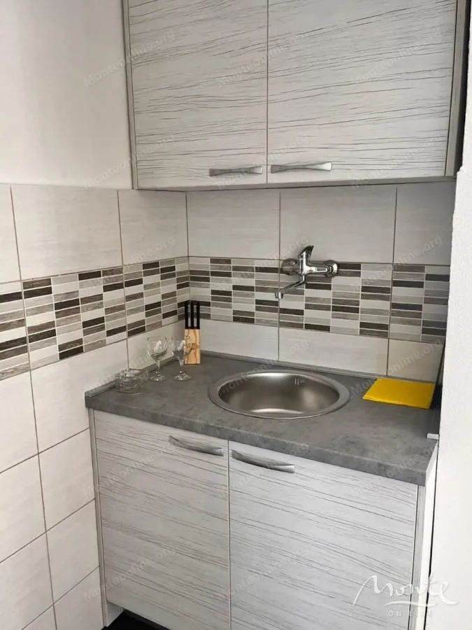 Prodaja, kuća, 169m², Sutomore, Bar