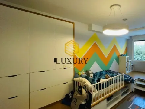 Prodaja, trosoban stan, 122m², Centar, Podgorica - image 10