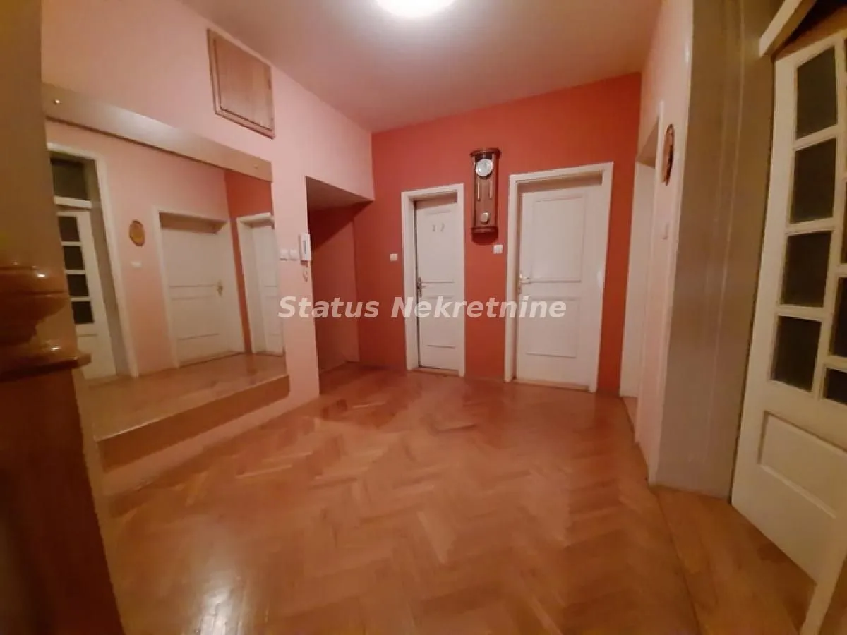 Prodaja, kuća, 348m², Petrovaradin, Novi Sad