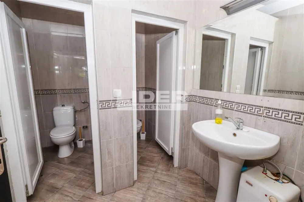 Rent, office space, 251m², Stari Grad, Beograd