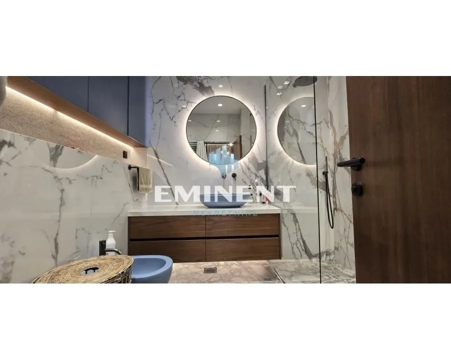 Sale, four bedroom apartment, 120m², Savski Venac, Beograd