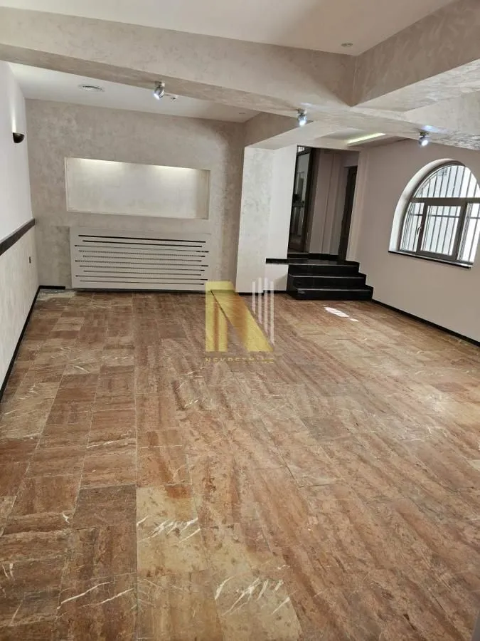 Rent, office space, 150m², Bulevar Oslobodjenja, Novi Sad Sve Podlokacije