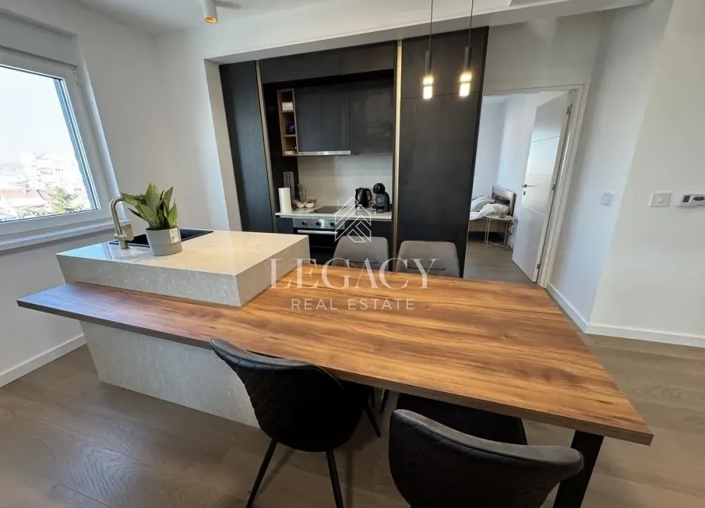 Izdavanje, trosoban stan, 71m², Zeleno Brdo, Zvezdara Sve Podlokacije