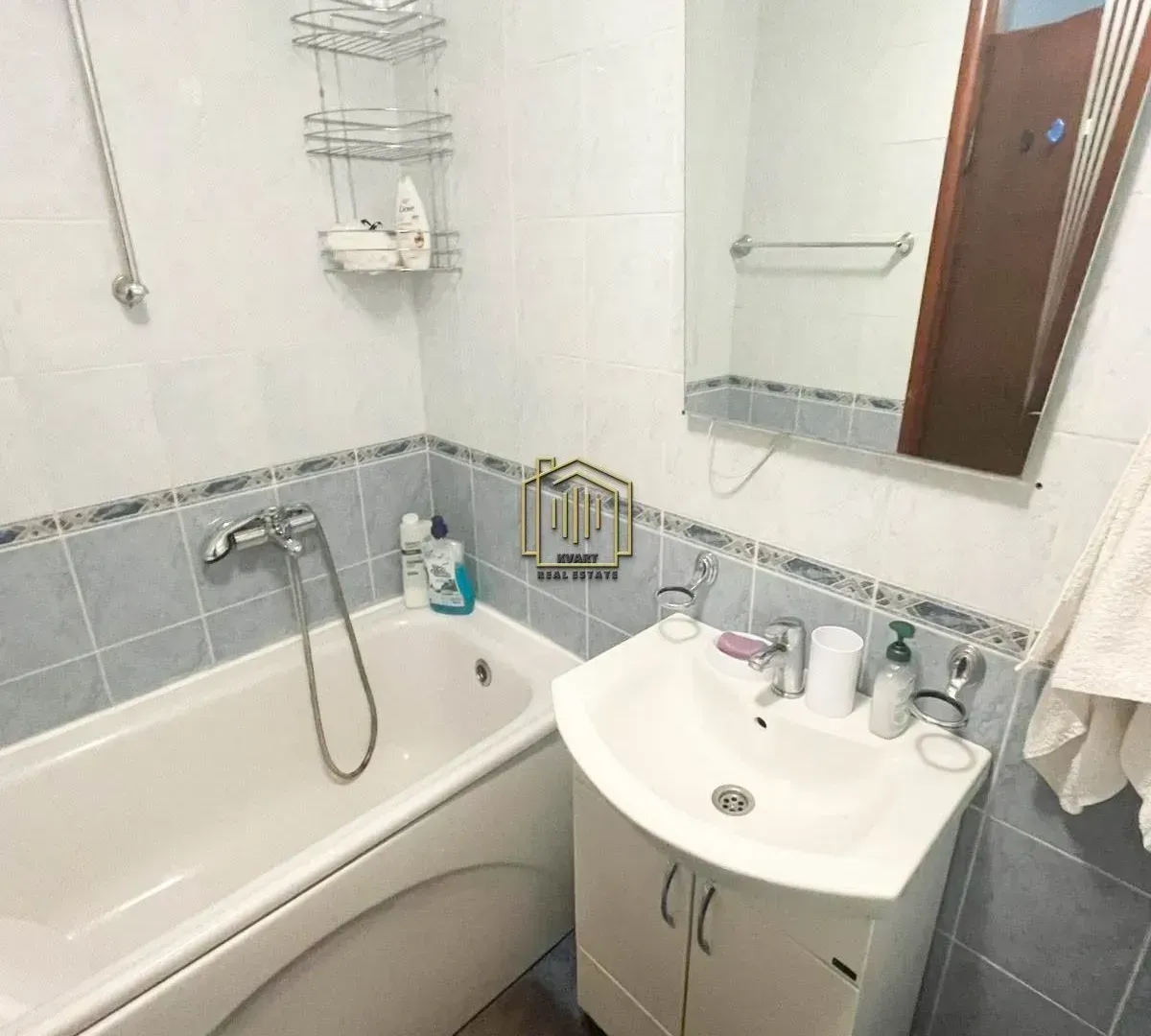 Izdavanje, dvosoban stan, 58m², Pobrežje, Podgorica