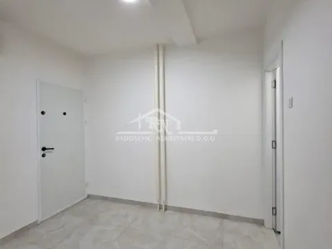 Prodaja, trosoban stan, 75m², Čukarica, Beograd - image 18