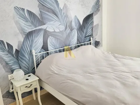 Sale, house, 380m², Belegiš, Stara Pazova - image 11