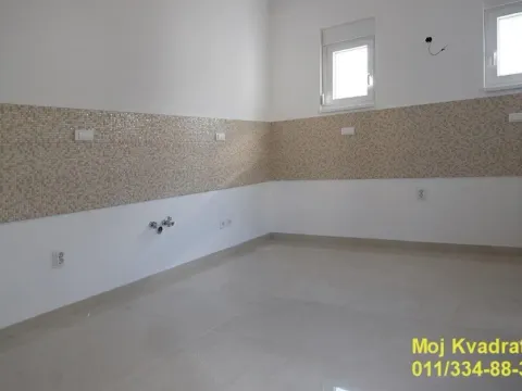 Sale, three bedroom apartment, 71m², Lion, Zvezdara Sve Podlokacije - image 2