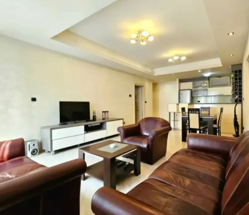 Sale, three bedroom apartment, 90m², Centar, Budva