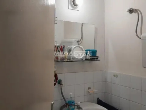 Prodaja, trosoban stan, 100m², Kanarevo Brdo, Beograd - image 11