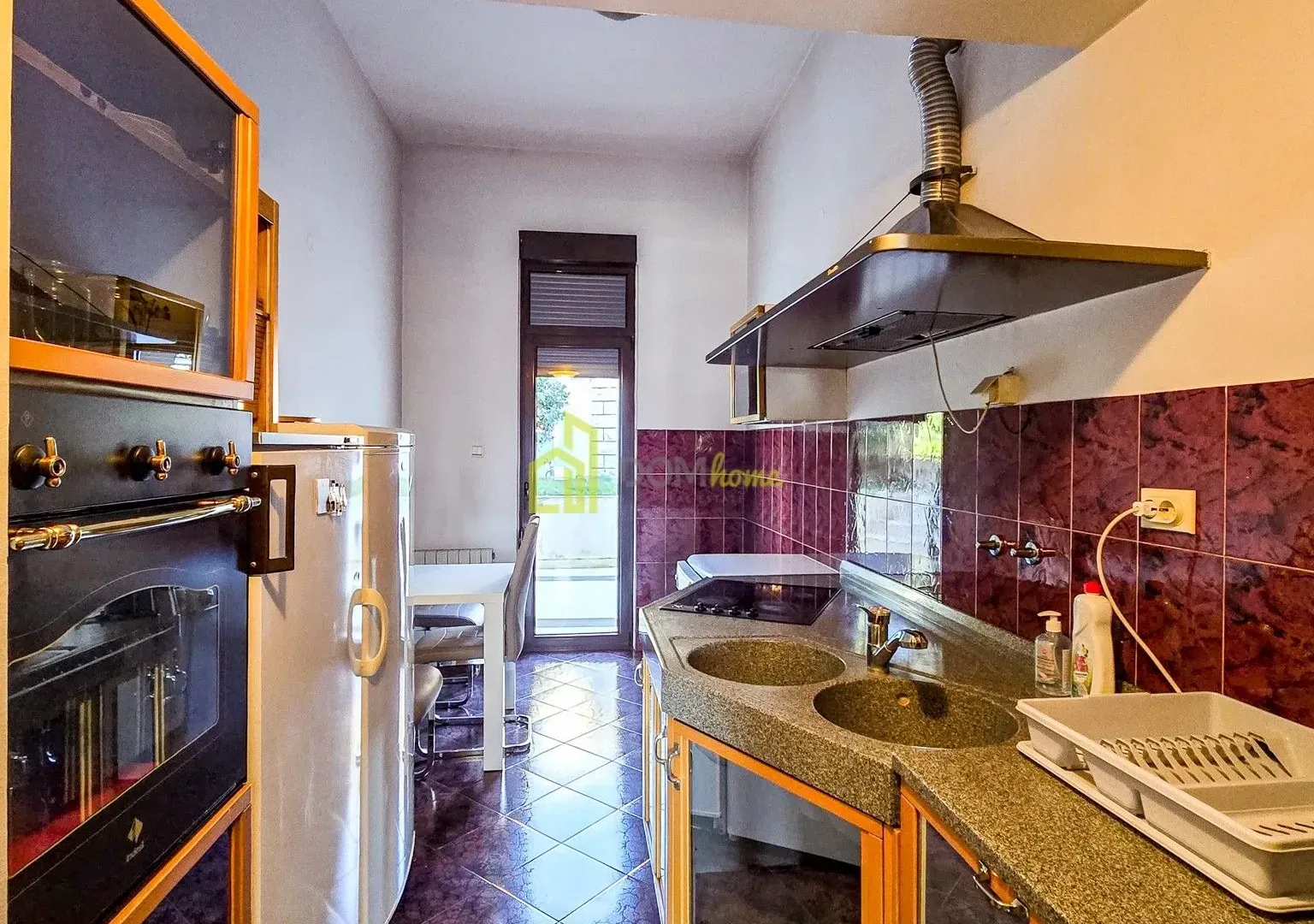 Rent, house, 380m², Gorica C, Podgorica