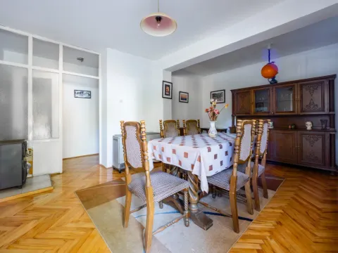Prodaja, dvosoban stan, 69m², Centar, Cetinje - image 3