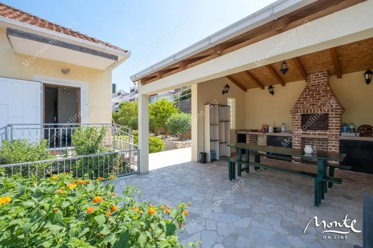 Prodaja, kuća, 147m², Krašići, Tivat