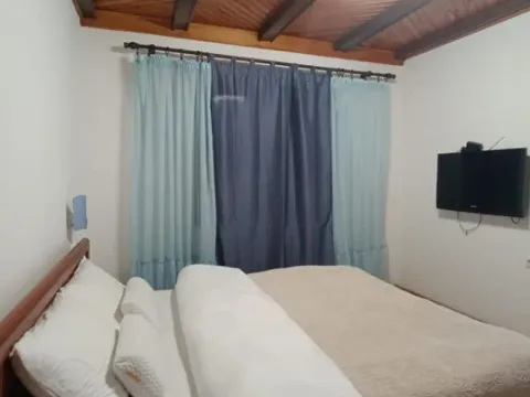 Rent, house, 200m², Centar, Bar - image 11